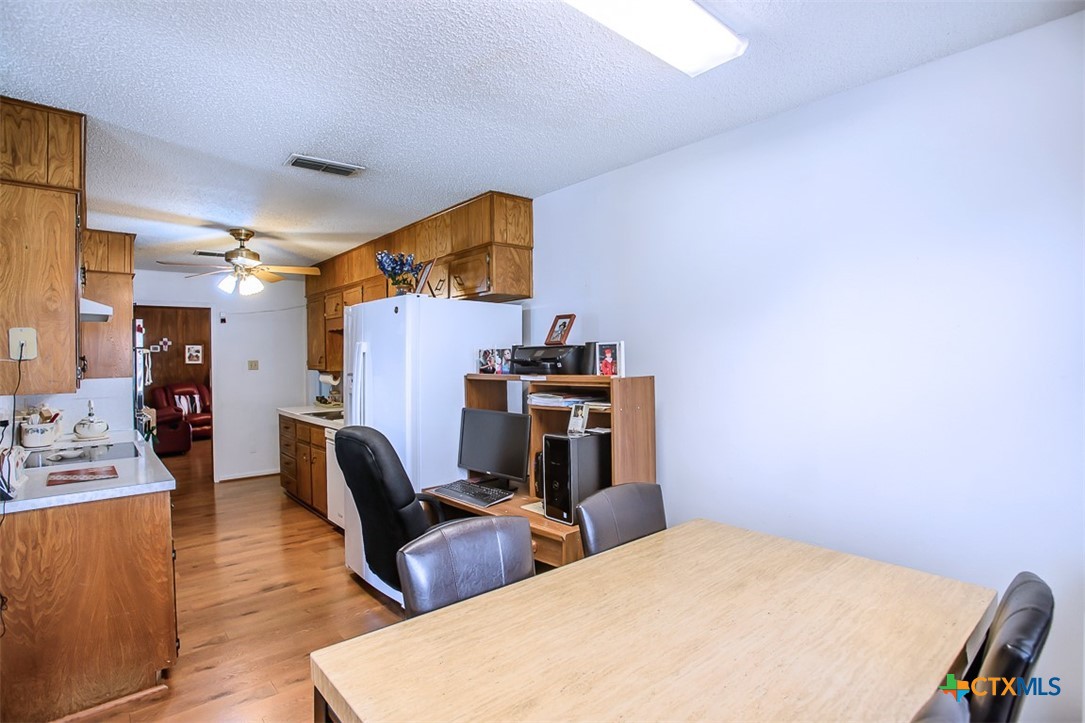 602 Estes Drive Property Photo 18