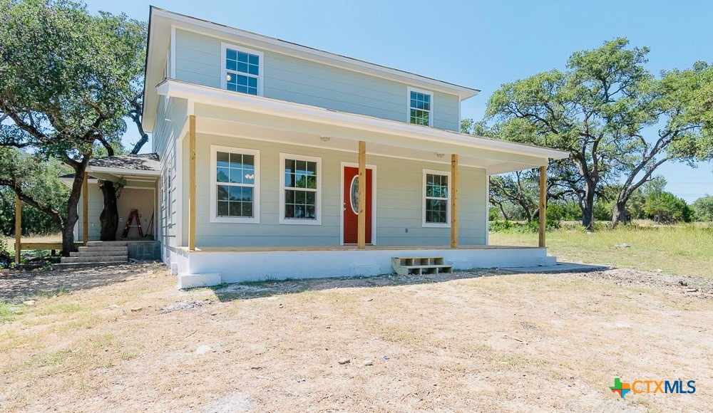 302 Oakwood Loop C Property Photo 1