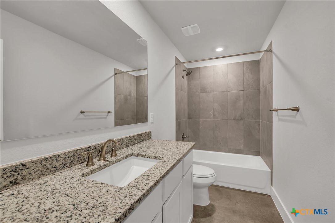 1139 Lexington Drive Property Photo 12