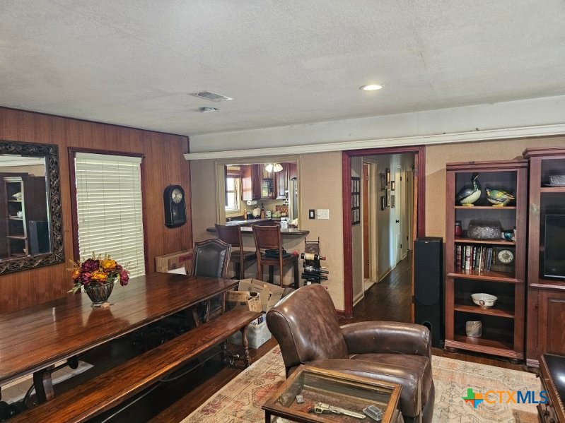 263 E Garden Street Property Photo 11