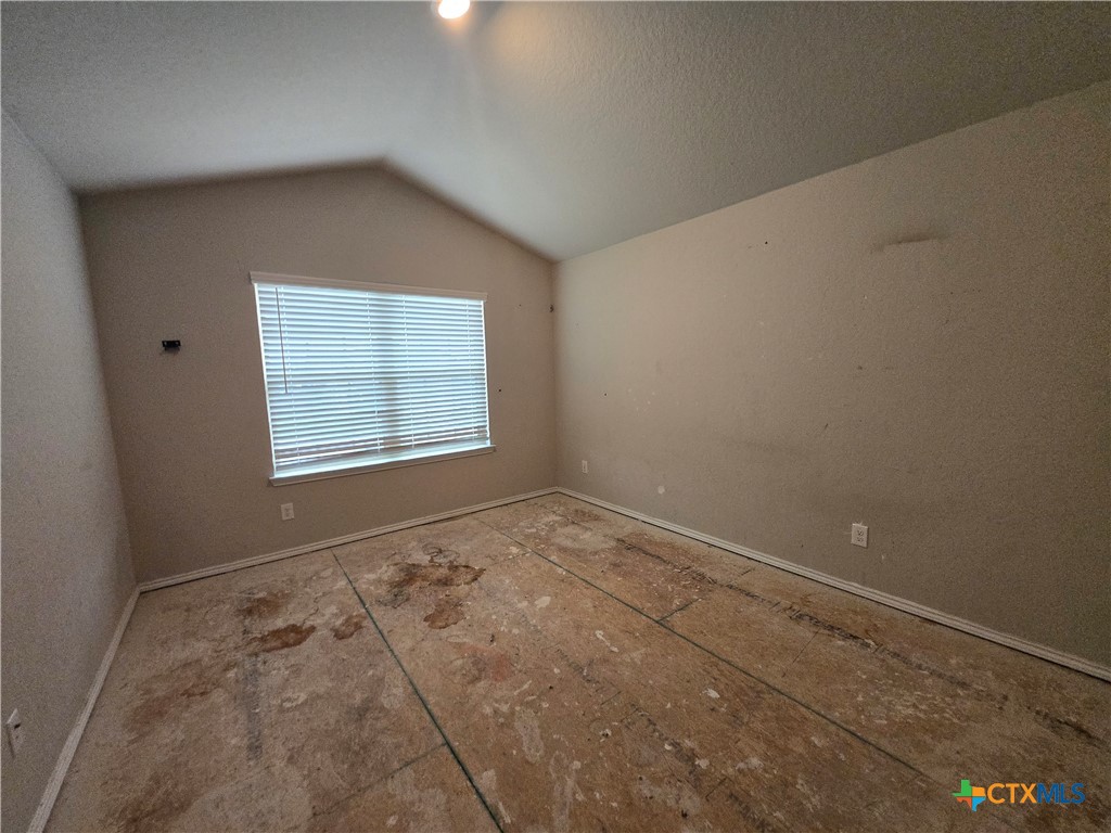 2572 Smokey Cove Property Photo 18