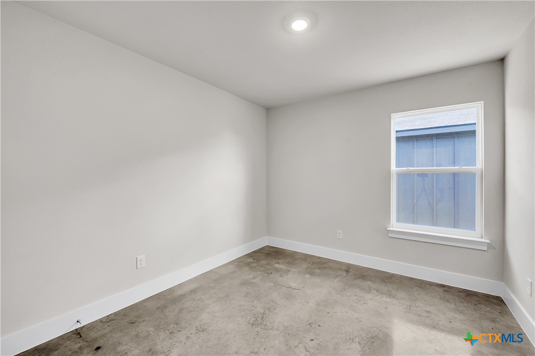 1154 Lexington Drive Property Photo 14