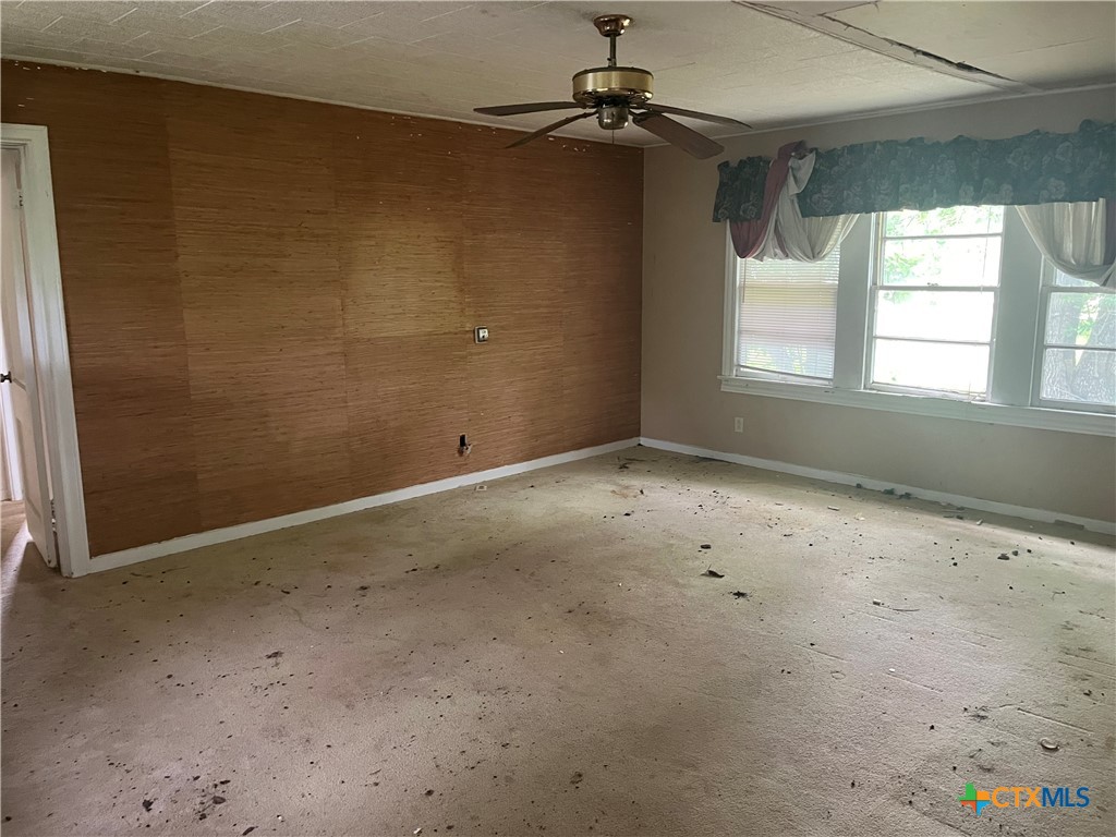 406 Lariat Lane Property Photo 10