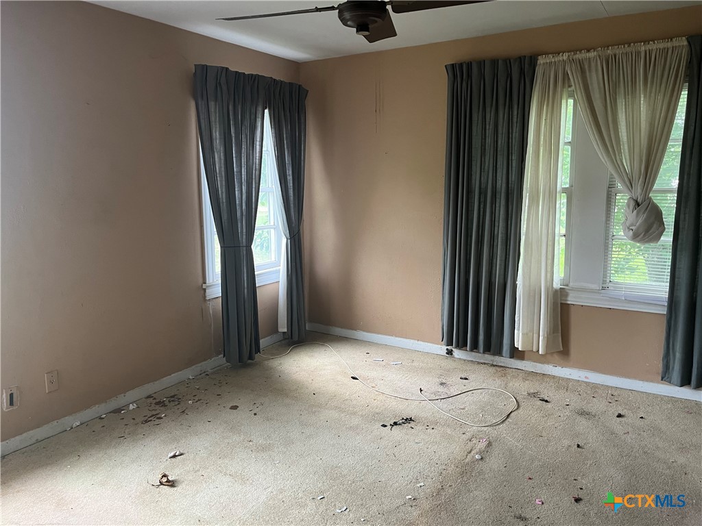 406 Lariat Lane Property Photo 12