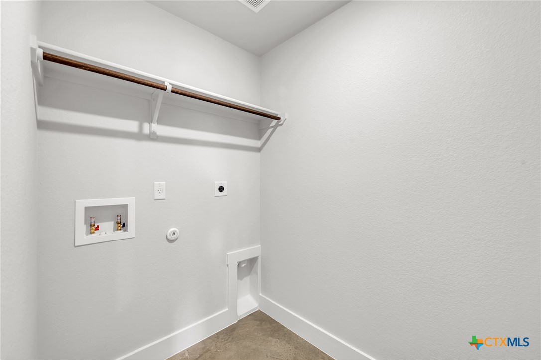 1142 Lexington Drive Property Photo 15