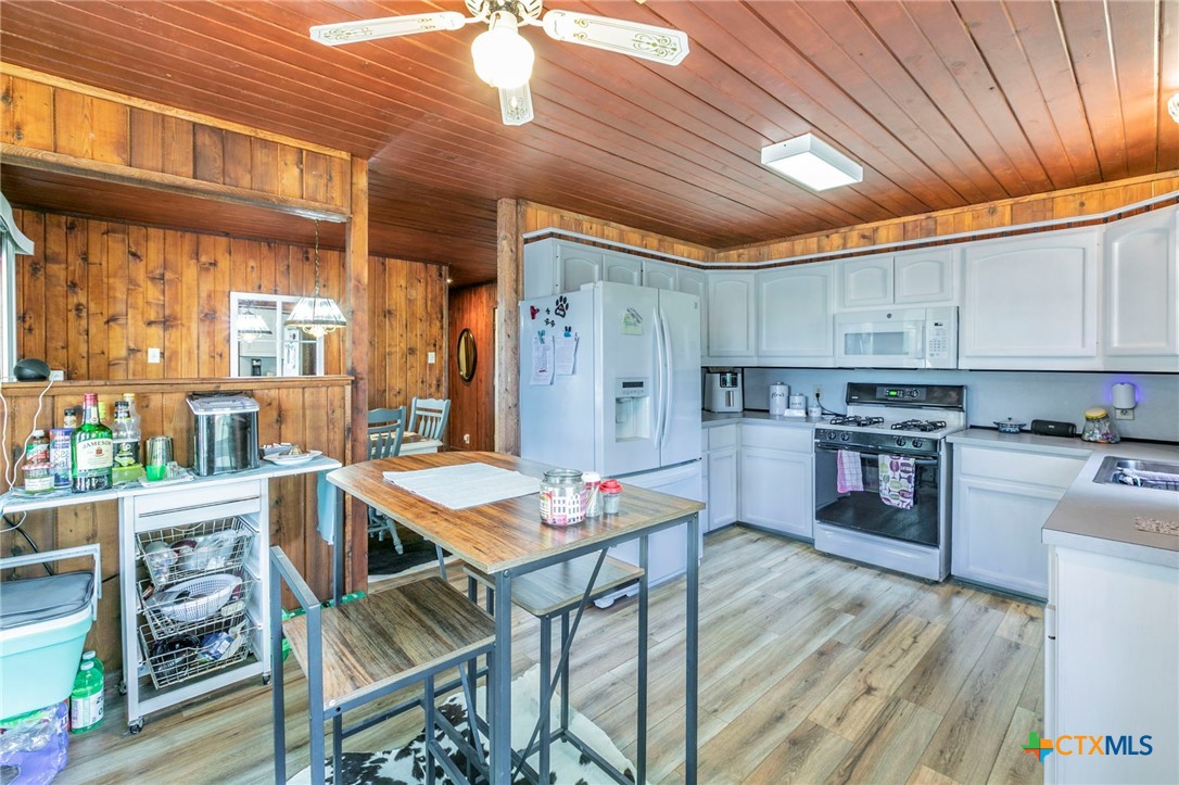 16480 Fm 2268 Property Photo 35