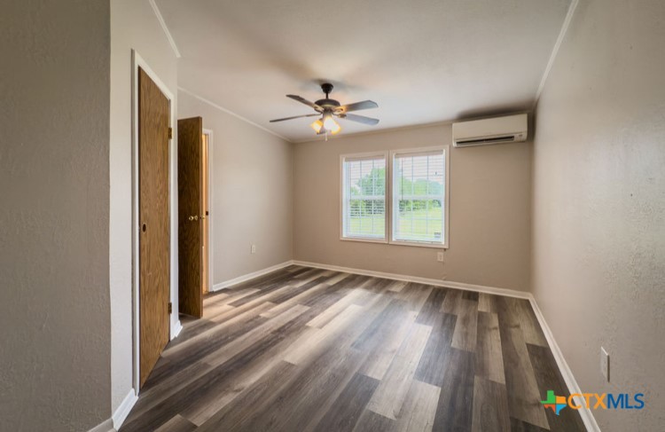 3627 Katy Road Property Photo 23