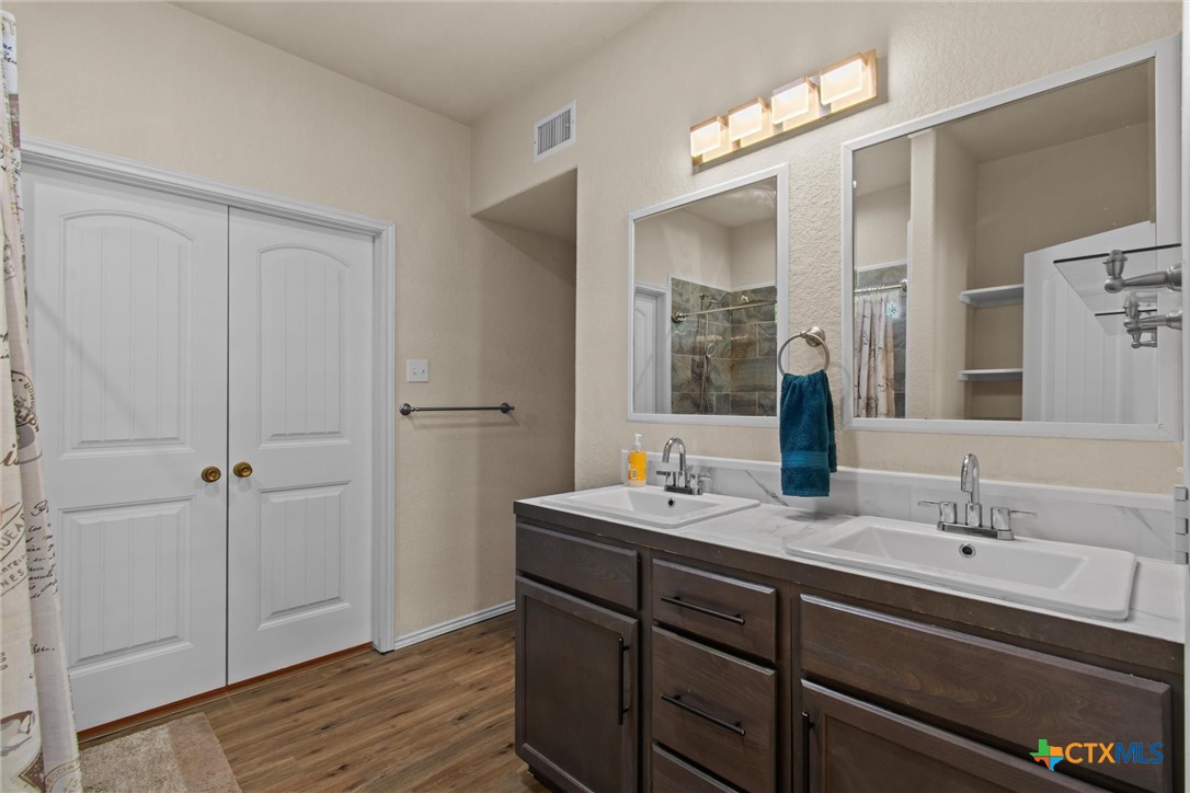 4453 Sandlin Drive Property Photo 21