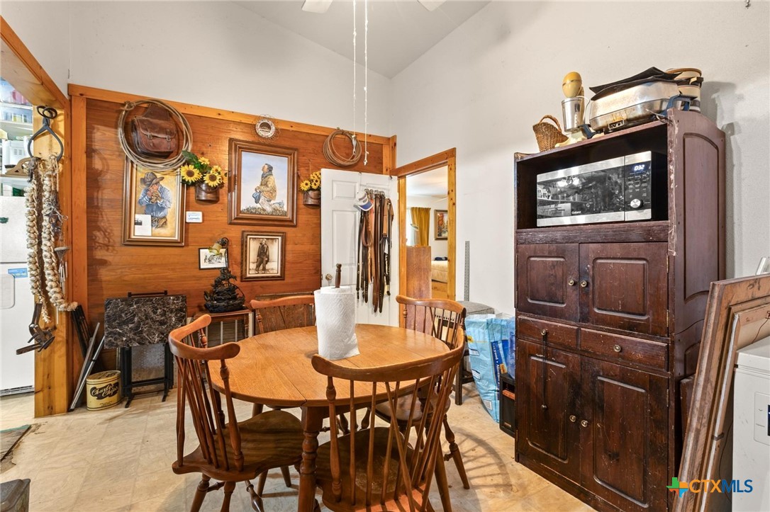 1240 Kelly Road Property Photo 15