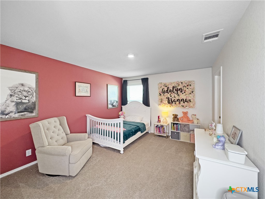 327 Steele Way Property Photo 35