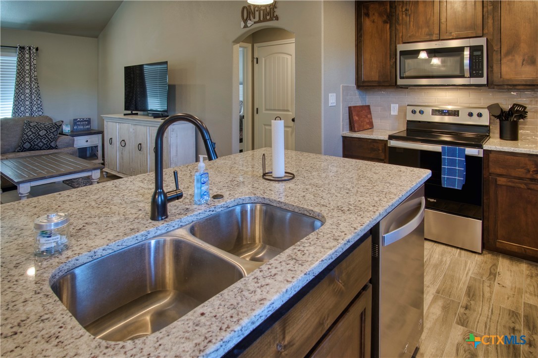1139 Cedar Bend Property Photo 16