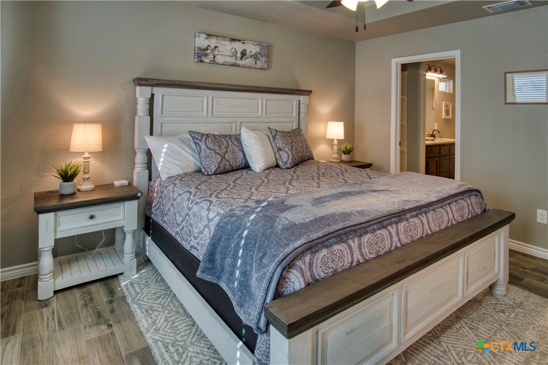 1139 Cedar Bend Property Photo 20
