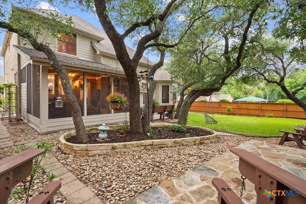 1800 Bluffwood Place Property Photo 25