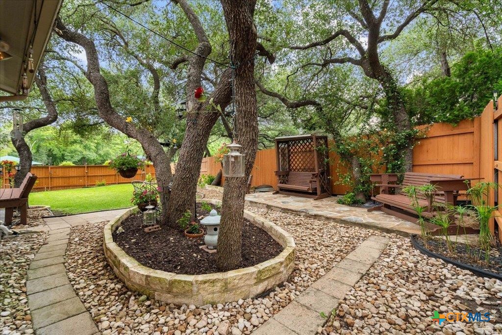 1800 Bluffwood Place Property Photo 28