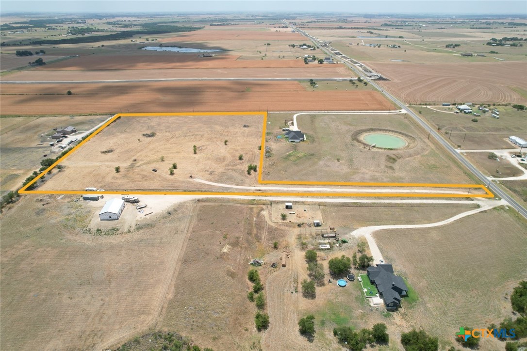 7250 Fm 112 Road Property Photo
