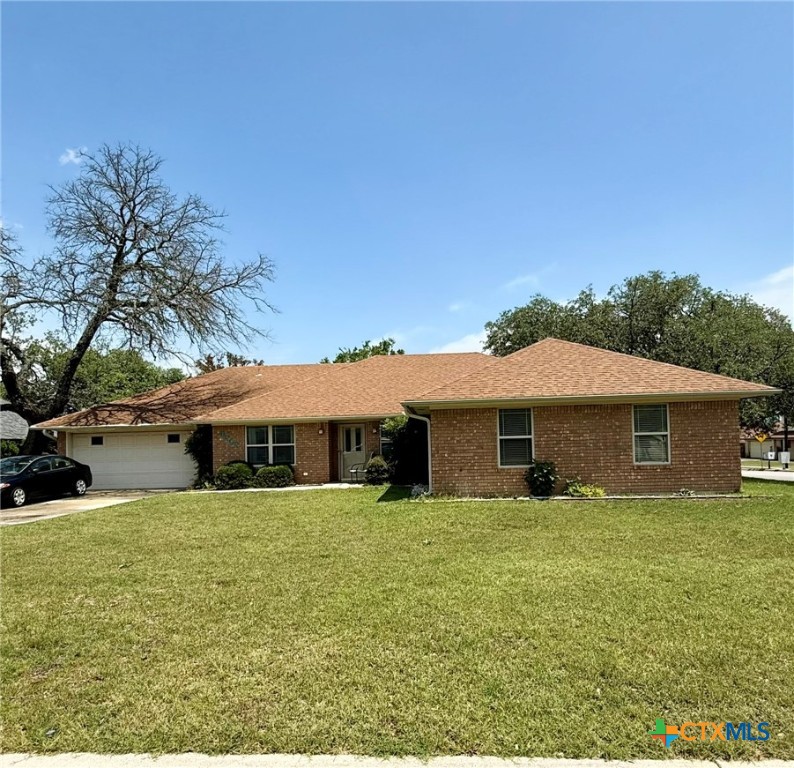 3002 Lois Circle Property Photo 1