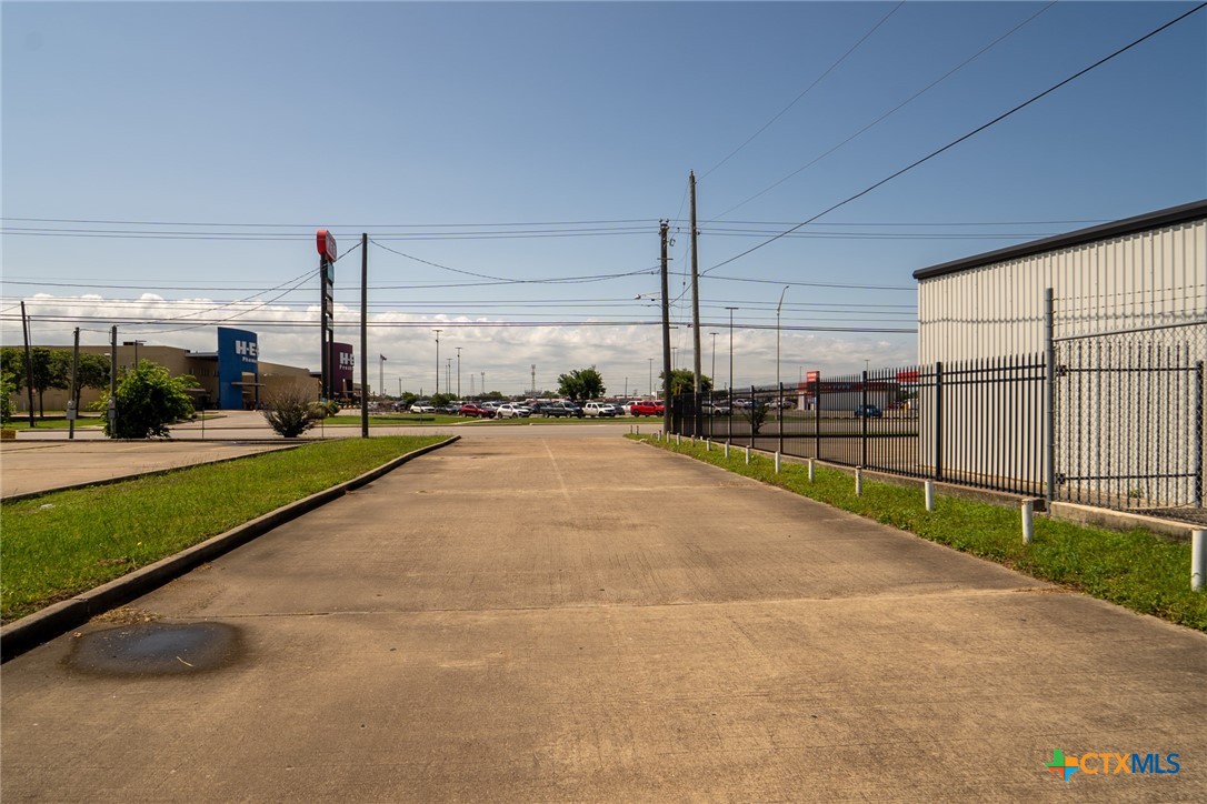 1404 E Rio Grande Street Property Photo 11