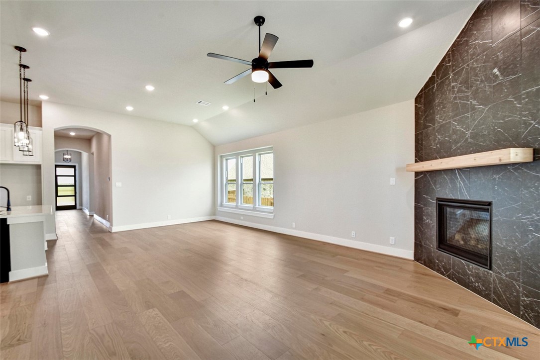 5025 Kimble Way Property Photo 12