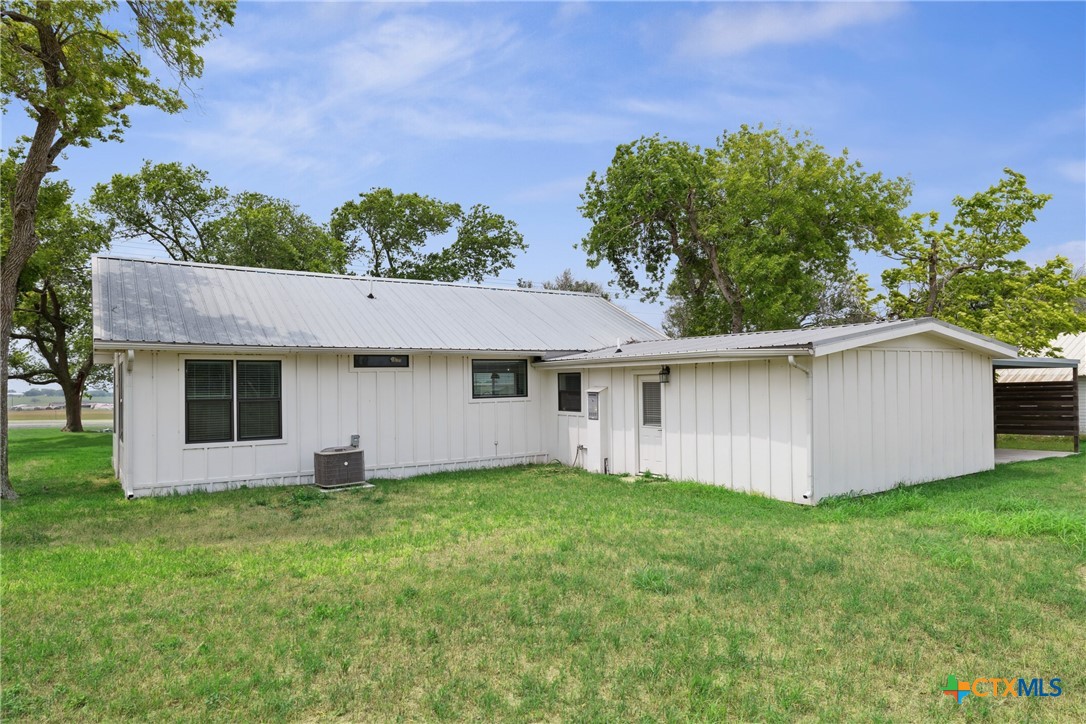 5530 Us Highway 90a Property Photo 35