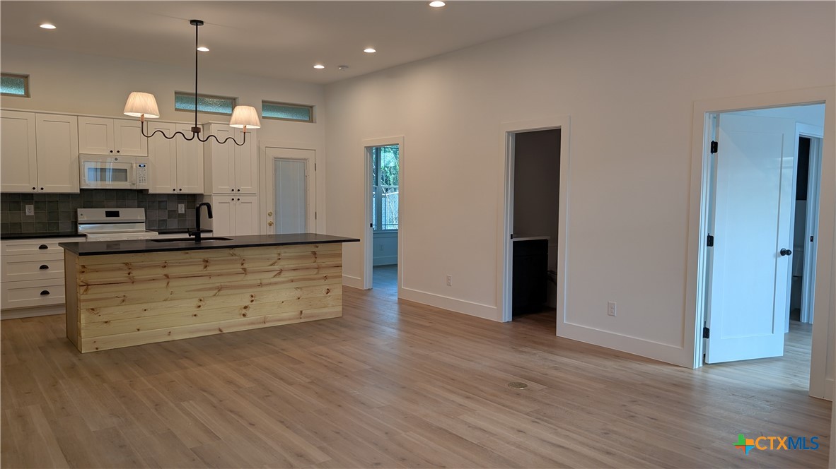 1106 Chestnut Street A Property Photo 6