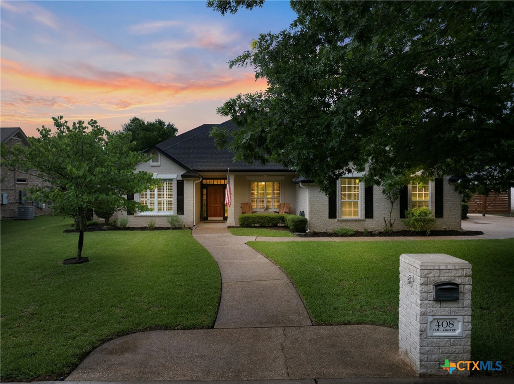 408 O W Lowrey Property Photo 1