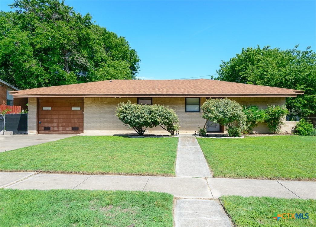 2204 Malakoff Street Property Photo 1