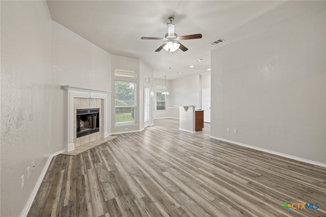 7617 Amber Meadow Loop Property Photo 6