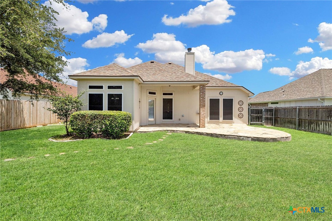 7617 Amber Meadow Loop Property Photo 25
