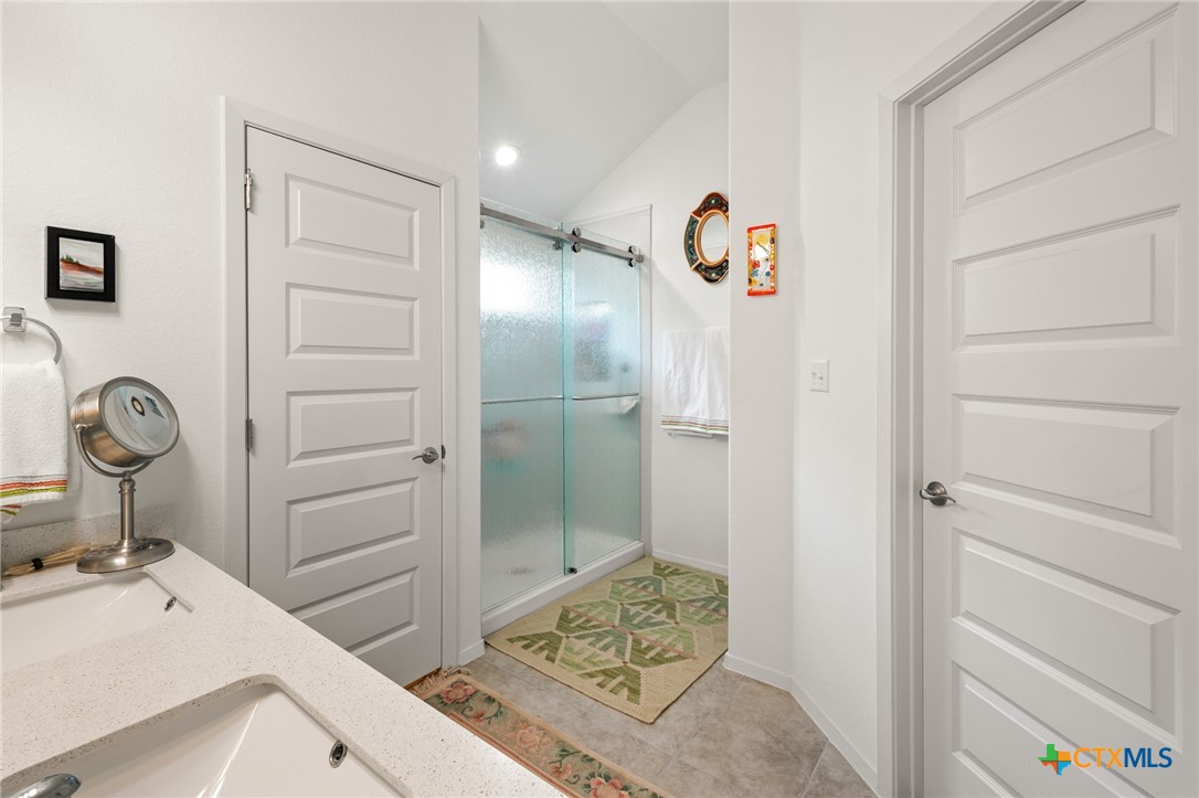 128 Riverhill Drive Property Photo 15