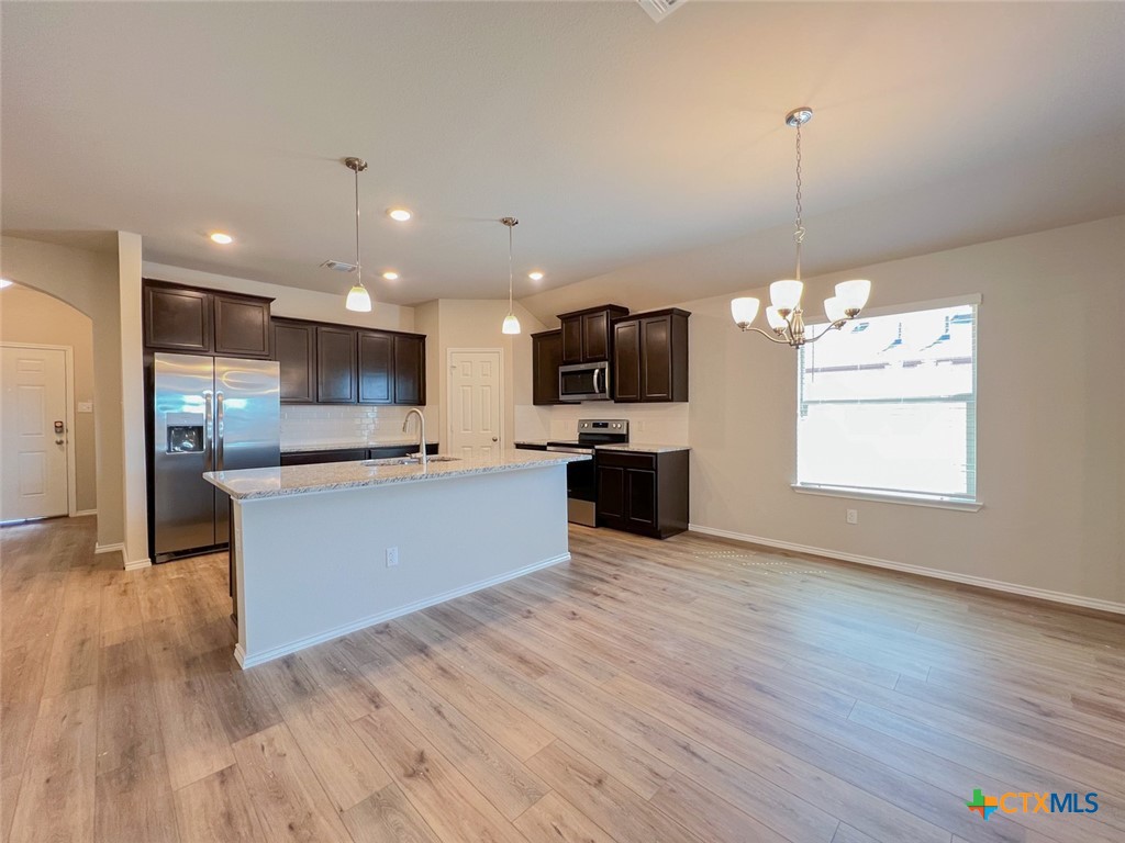 8937 Alabama Avenue Property Photo 6