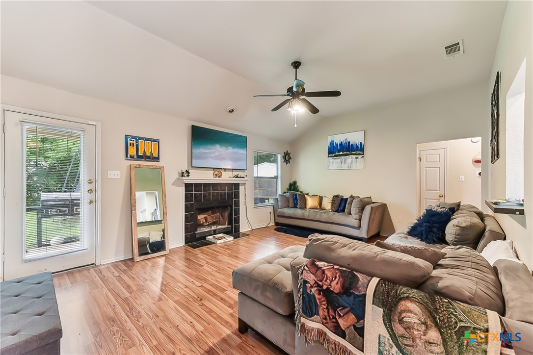 4108 Pepper Mill Hollow Property Photo 4