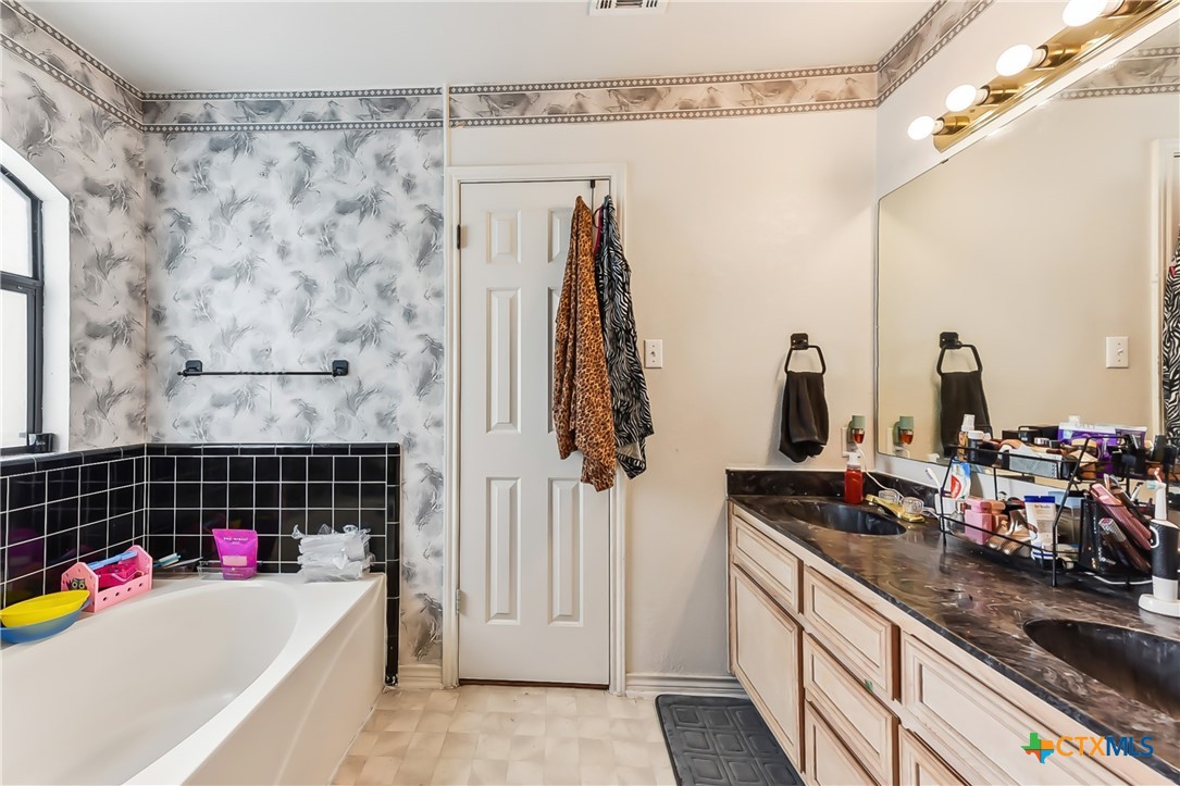 4108 Pepper Mill Hollow Property Photo 22