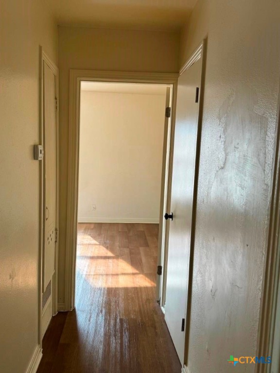 1109 Estelle Avenue Property Photo 8