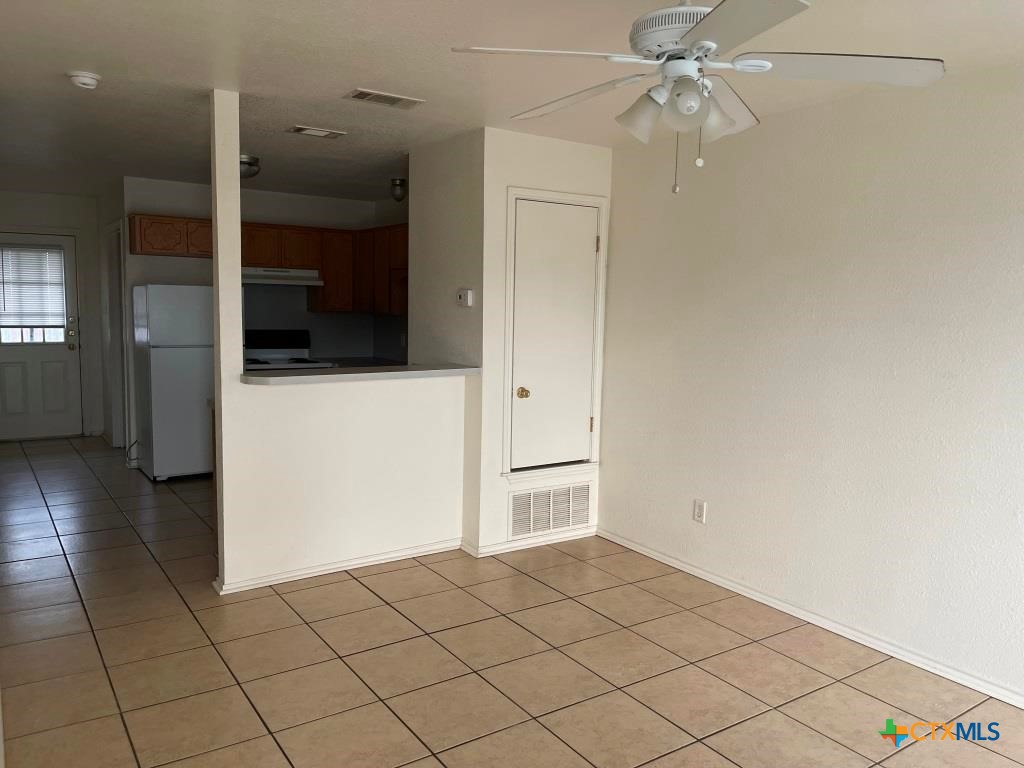 4506 Alan Kent Drive C Property Photo 2