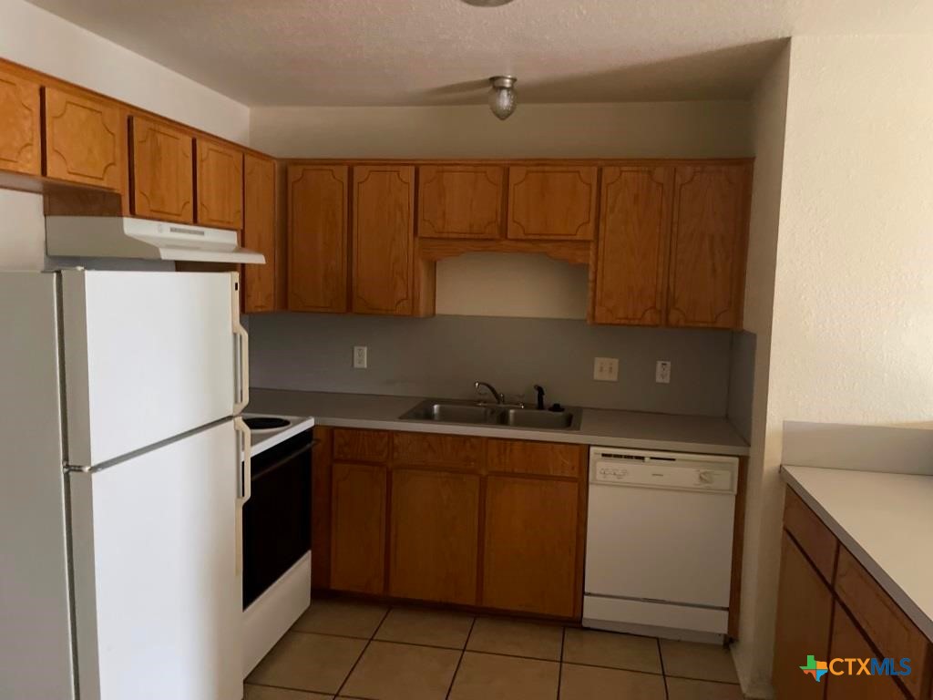 4506 Alan Kent Drive C Property Photo 5