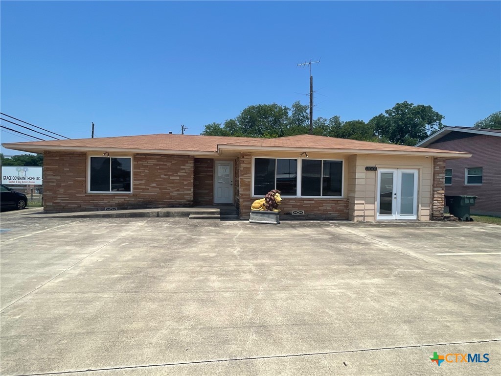 1001 Jackson Street Property Photo 1