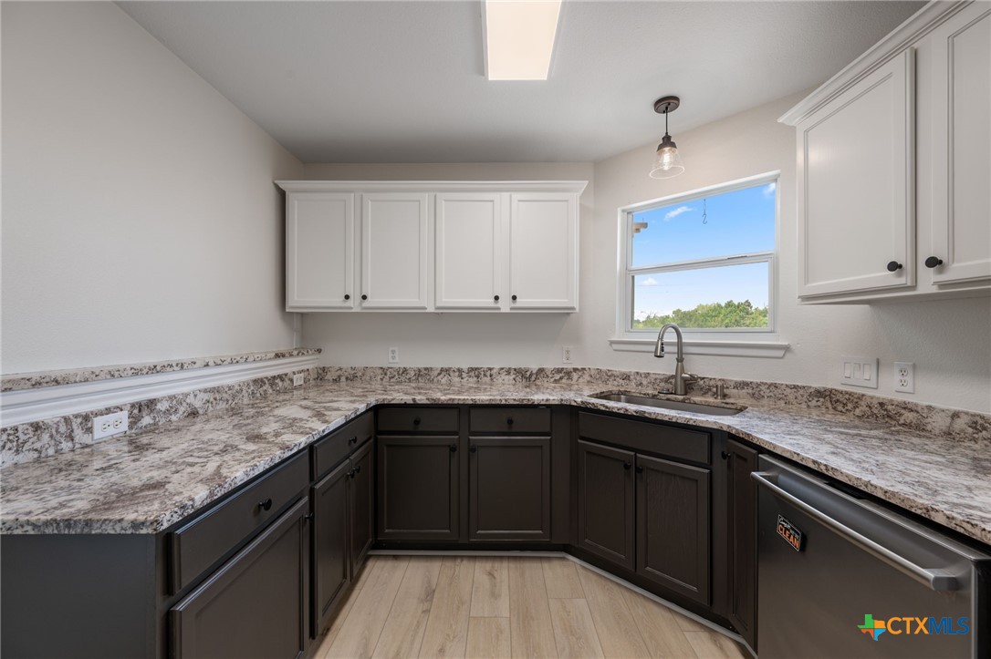907 Pecos Cove Property Photo 14