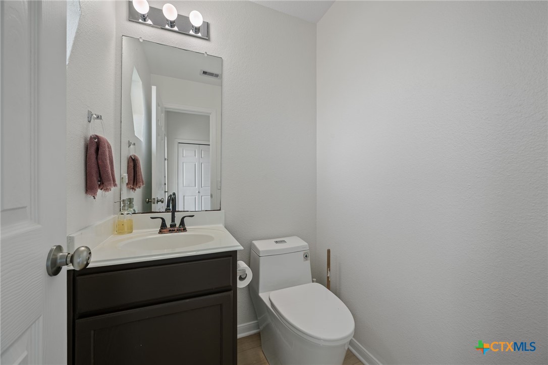 907 Pecos Cove Property Photo 18
