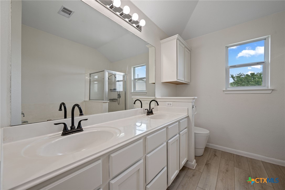 907 Pecos Cove Property Photo 22