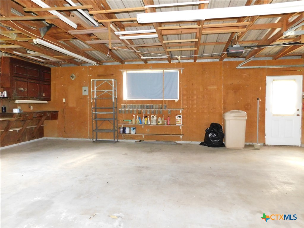 135 W Bayshore Drive Property Photo 19