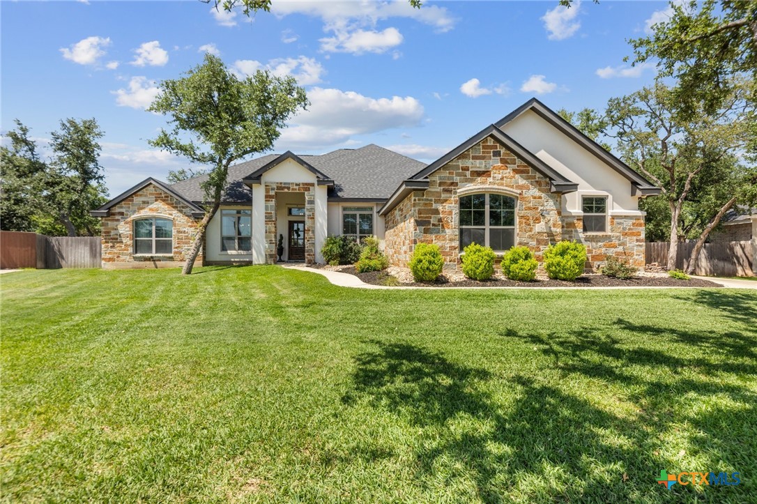 26 Riverstone Parkway Property Photo 3