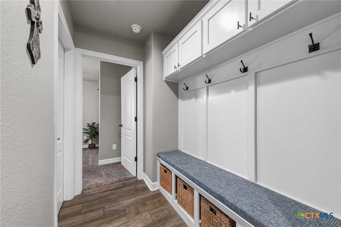26 Riverstone Parkway Property Photo 6