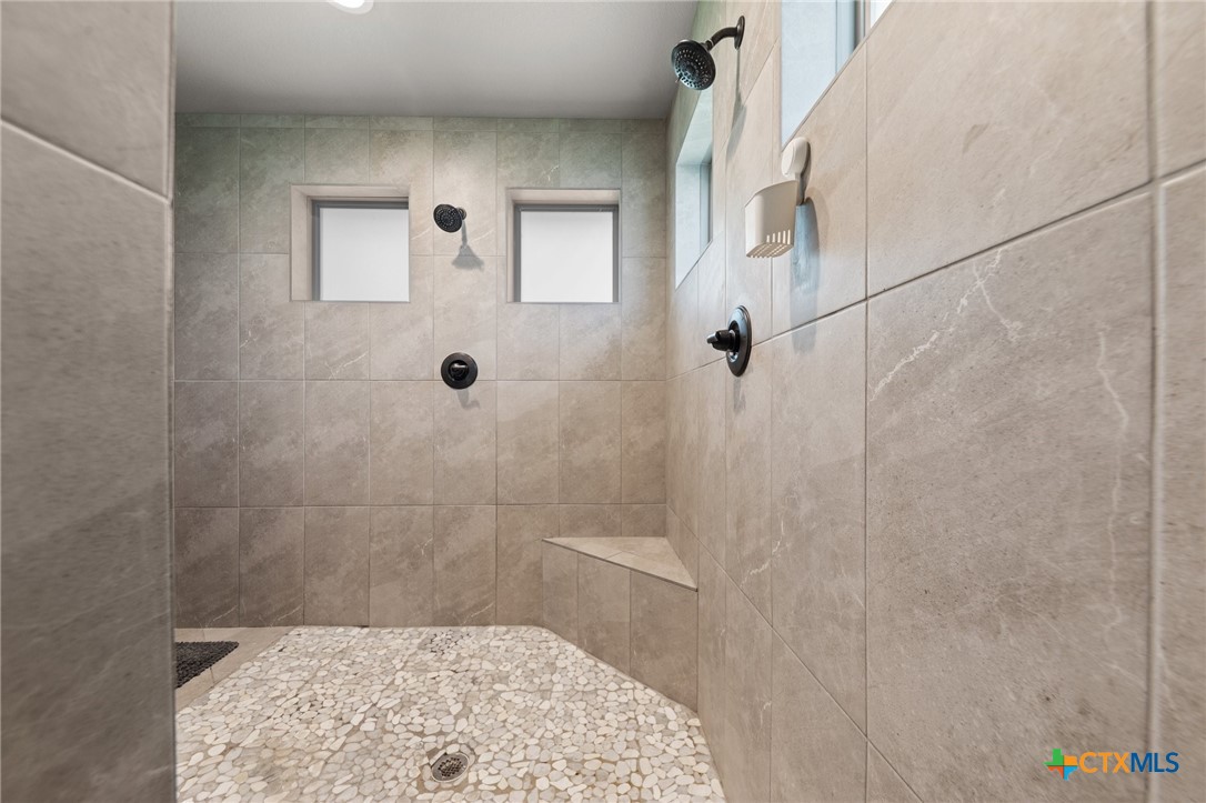 26 Riverstone Parkway Property Photo 22