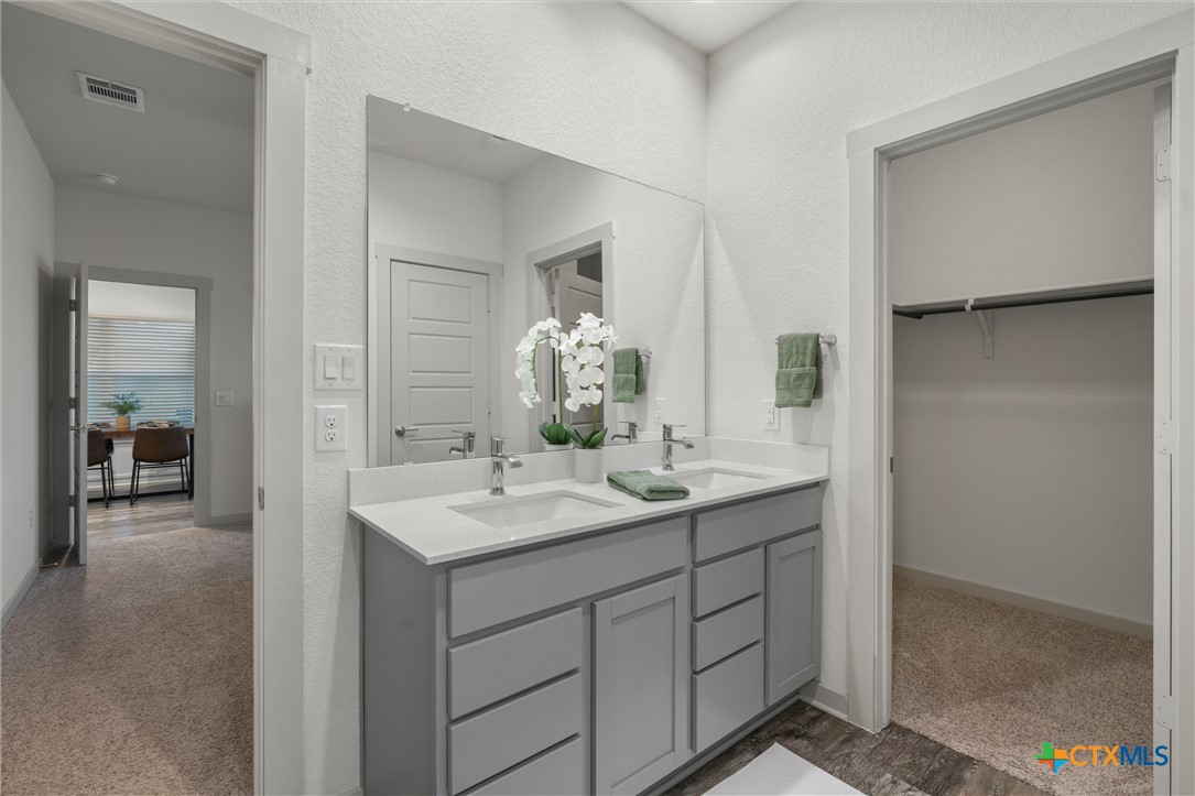100 Deserti Road Property Photo 13