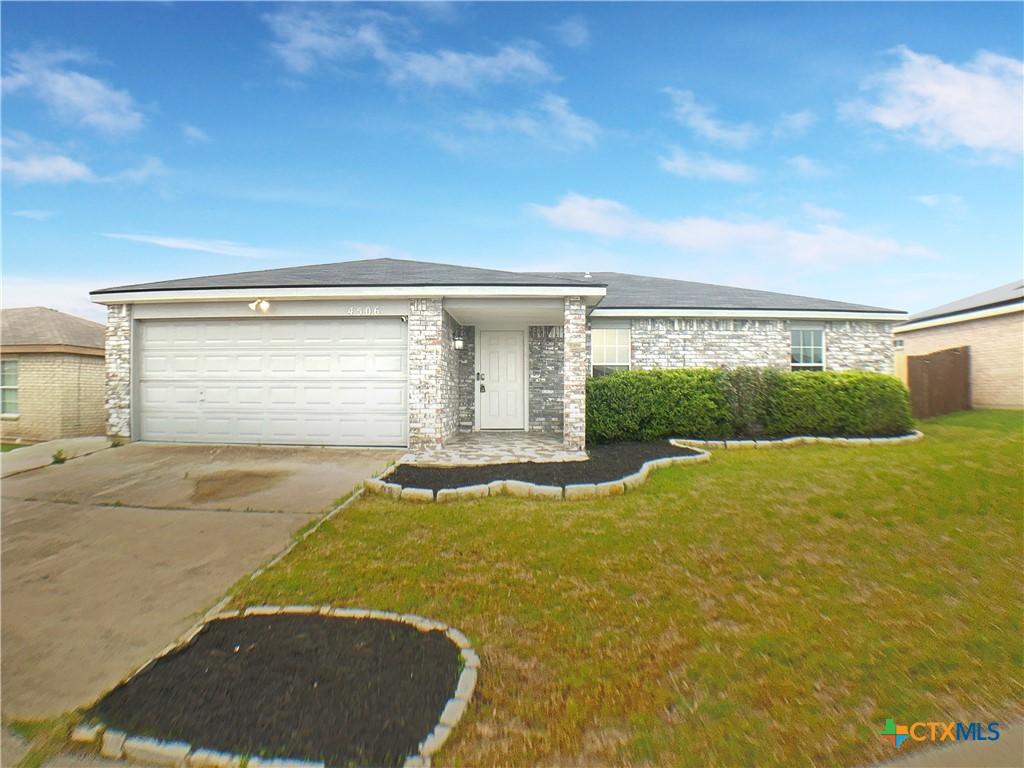 4506 Janelle Drive Property Photo 1