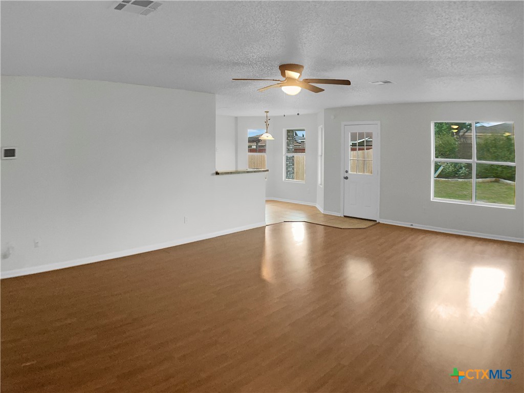 4506 Janelle Drive Property Photo 9