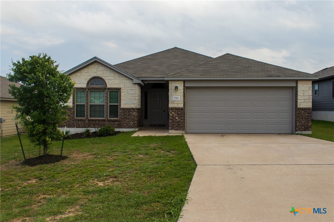 2305 Vicksburg Lane Property Photo 1