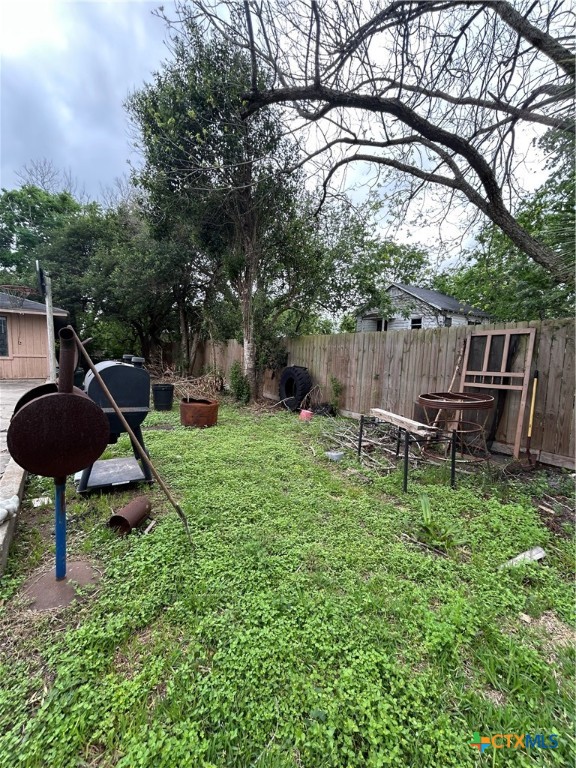 1511 E Constitution Street Property Photo 5