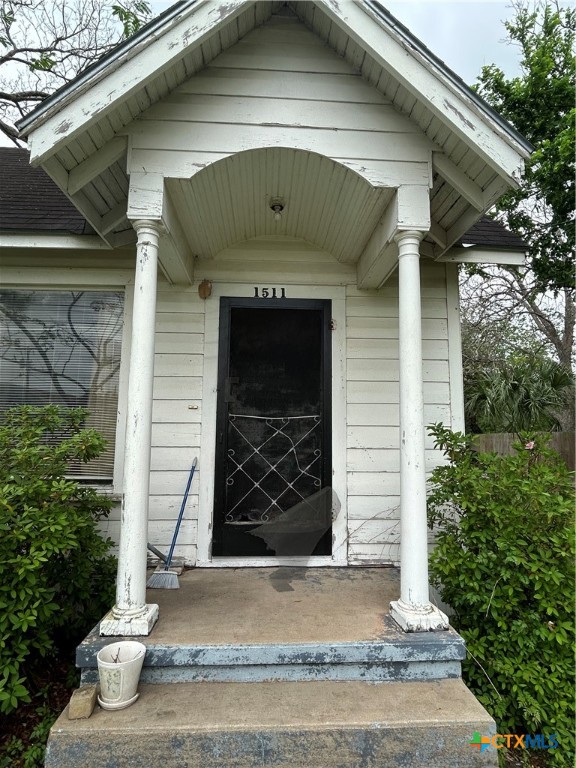 1511 E Constitution Street Property Photo 7