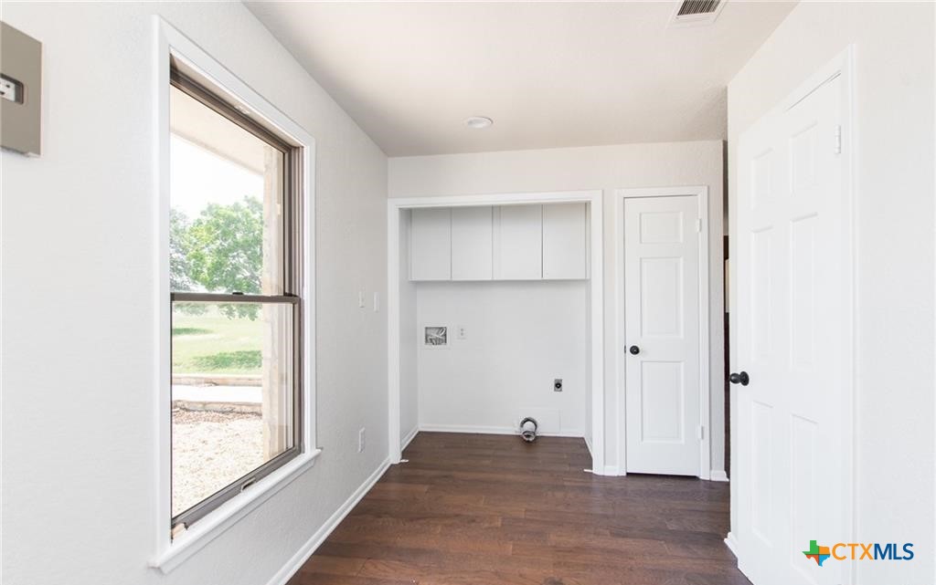 525 Teague Drive Property Photo 10